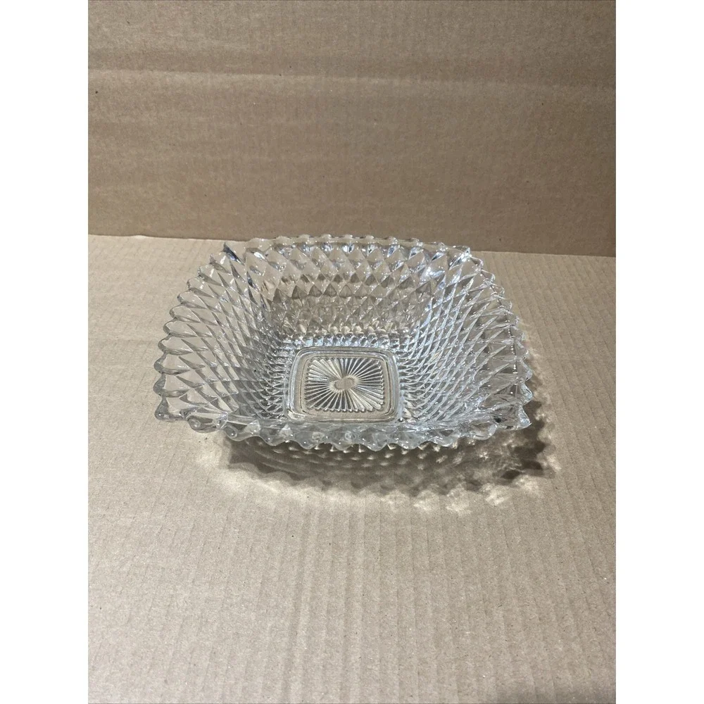 Vintage Indiana Glass Square Candy Nut Dish, Diamond‎ Point